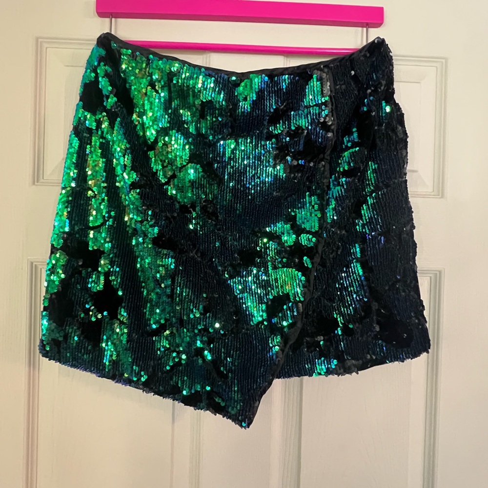 Forever 21 Green and Black Sequin Skirt